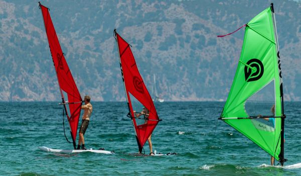 Mallorca windsurf o wingfoil Mallorca: para todo el mundo. 1