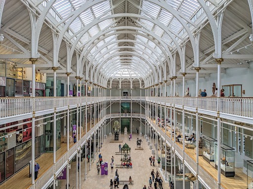 Qué hacer en Edimburgo: Viajeros en la ciudad del futuro 33