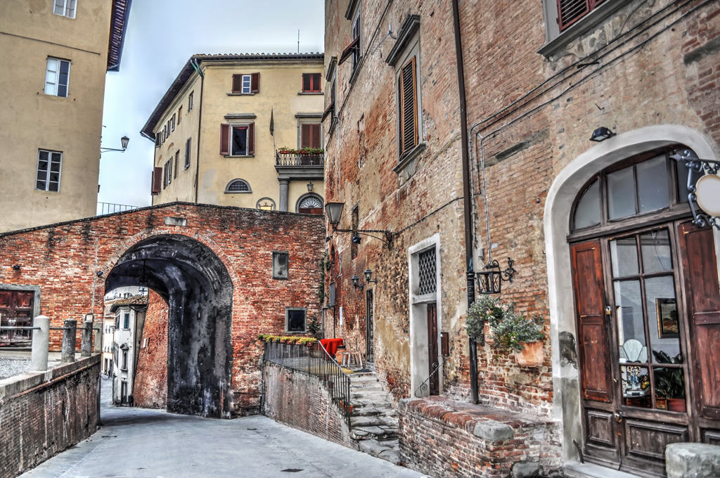 https://viajerosonline.eu/wp-content/uploads/2026/02/picture-corner-san-miniato-town.jpg